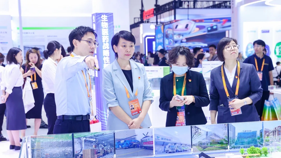 1694140339390069921.jpg 党团6.webp.jpg