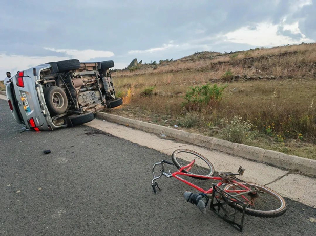 1710125634229011594.jpg 2.jpg