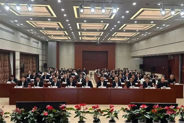 1739255810676027978.jpg 2.jpg