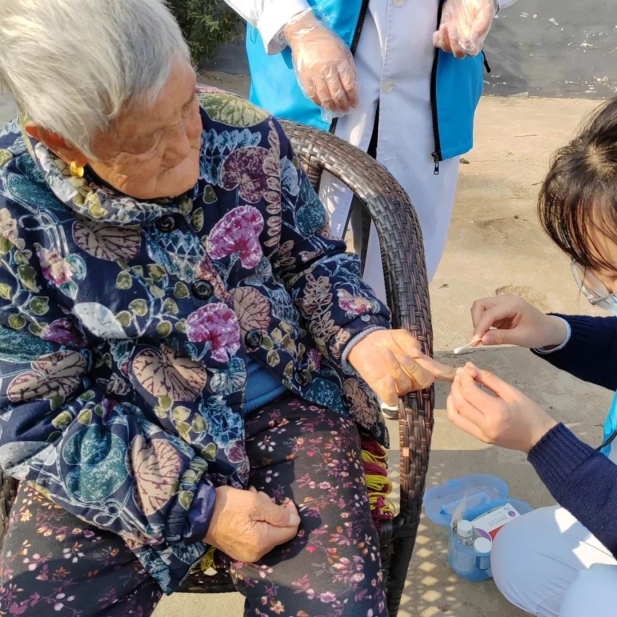 1741672227286094221.jpg 4.jpg